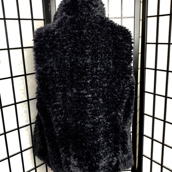 Calvin Klein faux fur vest-open front-side pockets - Picture 3 of 8